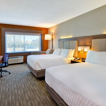 Holiday Inn Express & Suites New Castle By Ihg Екстер'єр фото